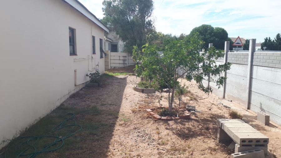 3 Bedroom Property for Sale in Velddrif Western Cape